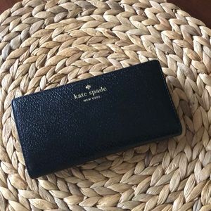 Black Kate Spade Stacey wallet